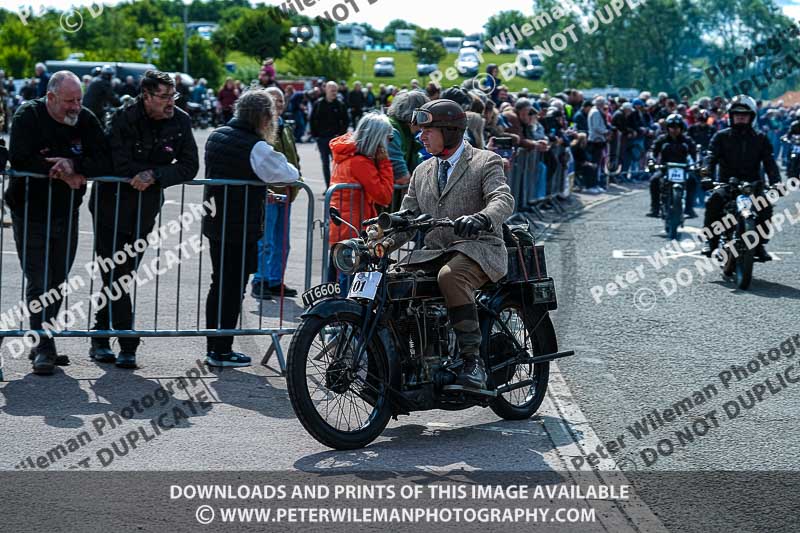 Vintage motorcycle club;eventdigitalimages;no limits trackdays;peter wileman photography;vintage motocycles;vmcc banbury run photographs